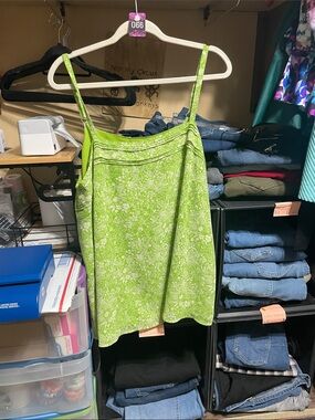 #066 size 0 torrid Floral Print Lime Green Camisole Top